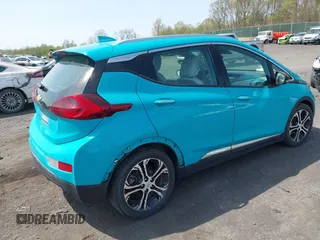 2020 Chevrolet Bolt EV Premier z VIN 1G1FZ6S05L4114842, wystawiony jako IAAI lot #42157277 z przebiegiem 57 705 mil mil oraz . Historia ofert i sprzedaży dostępna na DreamBid. Obrazek 4.