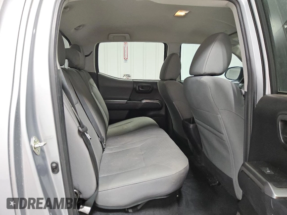 2020 Toyota Tacoma SR5 z VIN 5TFAZ5CN9LX089772, wystawiony jako Copart lot #60783225 z przebiegiem 59 592 mil mil oraz Czysty tytuł • Clean title. Historia ofert i sprzedaży dostępna na DreamBid. Obrazek 10.