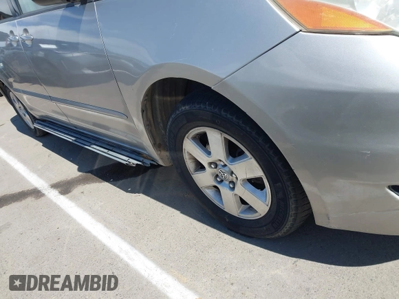 2006 Toyota Sienna CE with VIN 5TDZA23CX6S585116, listed as a IAAI auction lot 42024528 with 244,067 mi miles. Bid and sale history available at carsss.com. Image 16.