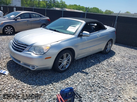 2008 Chrysler Sebring Touring with VIN 1C3LC55R08N279879, listed as a IAAI auction lot 42060002 with 80,133 mi miles and . Bid and sale history available at DreamBid. Image 2.