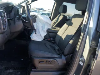 2021 Chevrolet Silverado 1500 RST with VIN 3GCUYEET5MG327263, listed as a Copart auction lot 82193514 with 46,081 mi miles and Salvage Title. Bid and sale history available at carsss.com. Image 7.