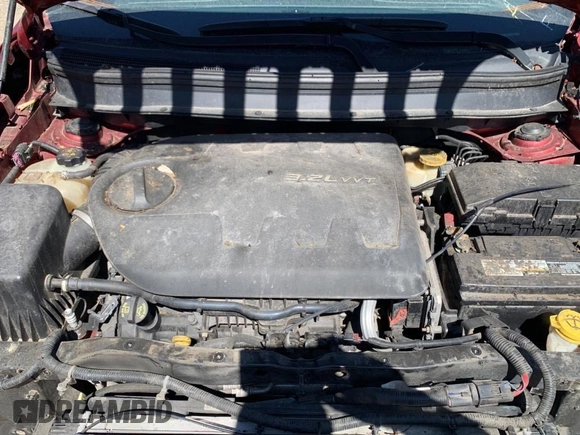 2014 Jeep Cherokee Limited with VIN 1C4PJMDS5EW215733, listed as a Copart auction lot 67032285 with 191,919 mi miles and Clean title. Bid and sale history available at DreamBid. Image 7.