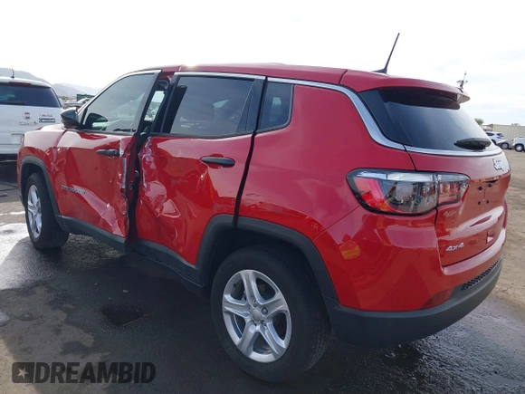 2024 Jeep Compass Sport с VIN 3C4NJDAN5RT575666, выставлен на аукционе IAAI как лот 41231859 с пробегом 17 068 миль миль и . История ставок и продаж доступна на DreamBid. Изображение 3.