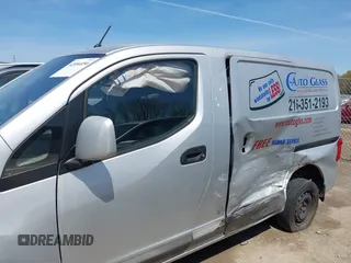 2015 Nissan NV200 SV with VIN 3N6CM0KN1FK716429, listed as a IAAI auction lot 42084050 with 154,913 mi miles and . Bid and sale history available at carsss.com. Image 14.