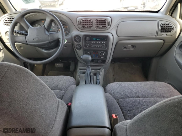 2004 Chevrolet TrailBlazer LT with VIN 1GNDT13S442390968, listed as a Copart auction lot 47879555 with NaN miles and Salvage Title. Bid and sale history available at carsss.com. Image 8.