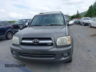 2007 Toyota Sequoia Limited with VIN 5TDBT48A57S292630, listed as a IAAI auction lot 42123231 with 245,692 mi miles and . Bid and sale history available at DreamBid. Image 12.