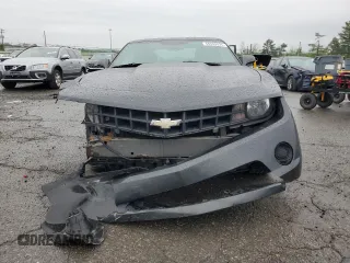 2013 Chevrolet Camaro LS с VIN 2G1FA1E38D9223116, выставлен на аукционе Copart как лот 56469025 с пробегом 174 565 миль миль и Списание • Salvage title. История ставок и продаж доступна на DreamBid. Изображение 5.