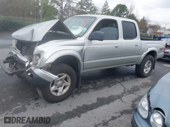 2001 Toyota Tacoma PreRunner with VIN 5TEGN92N71Z812474, listed as a IAAI auction lot 41870464 with 220,650 mi miles. Bid and sale history available at carsss.com. Image 16.