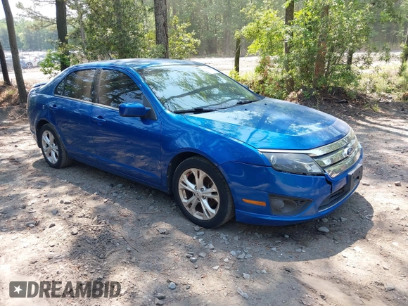 2012 Ford Fusion SE with VIN 3FAHP0HAXCR184823, listed as a IAAI auction lot 42176830 with 169,992 mi miles and . Bid and sale history available at carsss.com. Image 1.