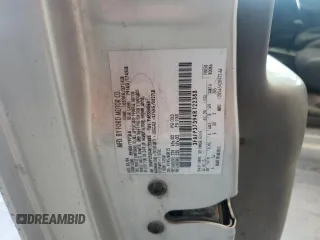 2004 Ford Focus ZX5 z VIN 3FAFP37394R122388, wystawiony jako Copart lot #45163225 z przebiegiem 259 554 mil mil oraz Czysty tytuł • Clean title. Historia ofert i sprzedaży dostępna na DreamBid. Obrazek 12.