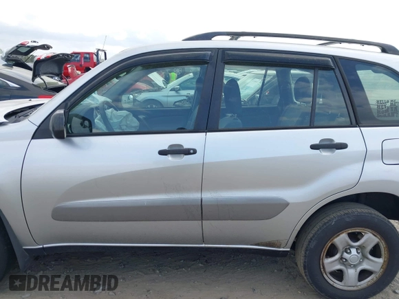 2005 Toyota RAV4 with VIN JTEHD20V350062879, listed as a IAAI auction lot 41948001 with 185,753 mi miles. Bid and sale history available at carsss.com. Image 14.