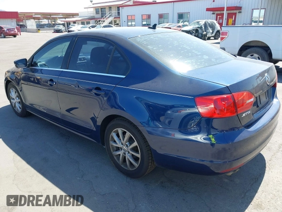 2013 Volkswagen Jetta SE with VIN 3VWDP7AJ3DM444759, listed as a IAAI auction lot 42576013 with 184,450 mi miles and . Bid and sale history available at DreamBid. Image 3.