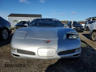 2001 Chevrolet Corvette Z06 with VIN 1G1YY12S615123525, listed as a Copart auction lot 83328064 with 39,416 mi miles and Clean Title. Bid and sale history available at carsss.com. Image 5.