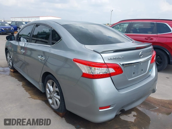 2013 Nissan Sentra SR z VIN 3N1AB7AP8DL696413, wystawiony jako IAAI lot #42116029 z przebiegiem 113 409 mil mil oraz . Historia ofert i sprzedaży dostępna na DreamBid. Obrazek 3.
