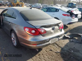 2011 Volkswagen CC Sport with VIN WVWMN7AN5BE719367, listed as a IAAI auction lot 41900740 with 156,012 mi miles. Bid and sale history available at carsss.com. Image 6.