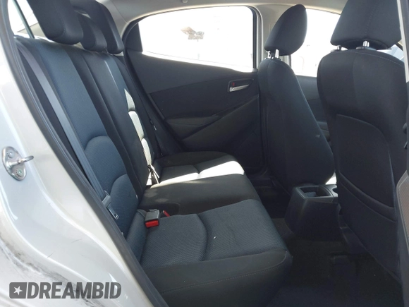 2019 Toyota Yaris L с VIN 3MYDLBYV5KY512111, выставлен на аукционе IAAI как лот 42317107 с пробегом 74 632 миль миль и . История ставок и продаж доступна на DreamBid. Изображение 8.