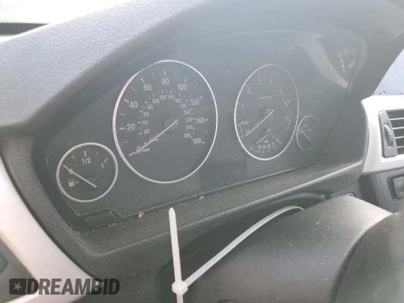 2013 BMW 3 Series 320i xDrive with VIN WBA3C3C57DF979366, listed as a Copart auction lot 52031525 with Not provided miles and Salvage title. Bid and sale history available at DreamBid. Image 9.