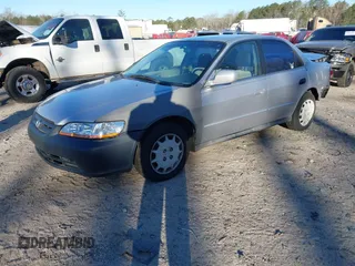 2002 Honda Accord LX with VIN 3HGCG564X2G703511, listed as a IAAI auction lot 41861622 with 266,533 mi miles and . Bid and sale history available at DreamBid. Image 2.