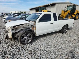 2000 Nissan Frontier XE with VIN 1N6DD26S8YC384269, listed as a Copart auction lot 61546055 with 236,153 mi miles and Salvage title. Bid and sale history available at DreamBid. Image 1.