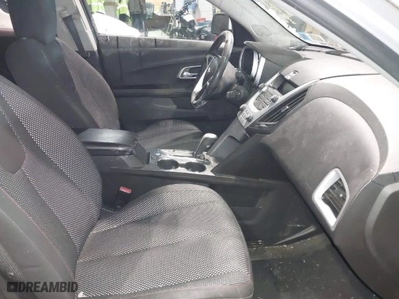 2010 Chevrolet Equinox LT w/1LT with VIN 2CNFLEEW2A6301000, listed as a IAAI auction lot 41378699 with 208,265 mi miles. Bid and sale history available at carsss.com. Image 5.