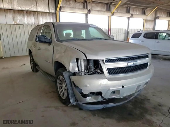2009 Chevrolet Suburban LT w/2LT with VIN 1GNFC260X9R277890, listed as a Copart auction lot 87320354 with 202,891 mi miles and Salvage Title. Bid and sale history available at carsss.com. Image 12.