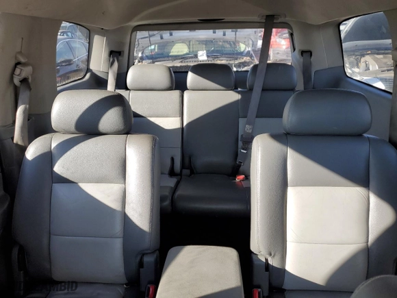2007 Chrysler Aspen Limited with VIN 1A8HW58P67F511423, listed as a Copart auction lot 41582735 with 173,909 mi miles and Salvage Title. Bid and sale history available at carsss.com. Image 10.