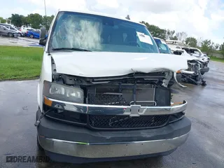 2019 Chevrolet Express Passenger LT with VIN 1GAZGPFG2K1247624, listed as a IAAI auction lot 30701525 with 22,150 mi miles. Bid and sale history available at carsss.com. Image 12.