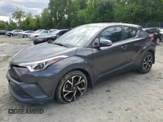 2018 Toyota C-HR XLE z VIN JTNKHMBX2J1003394, wystawiony jako Copart lot #58234865 z przebiegiem 132 574 mil mil oraz Szkoda całkowita • Salvage title. Historia ofert i sprzedaży dostępna na DreamBid. Obrazek 1.