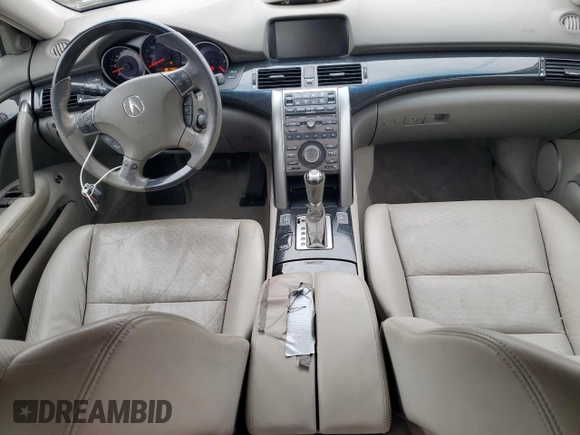 2010 Acura RL Technology z VIN JH4KB2F61AC000517, wystawiony jako Copart lot #43814445 z przebiegiem 197 918 mil mil oraz Szkoda całkowita • Salvage title. Historia ofert i sprzedaży dostępna na DreamBid. Obrazek 8.