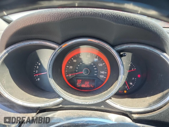 2012 Kia Sorento SX with VIN 5XYKWDA25CG289423, listed as a Copart auction lot 66459815 with 186,357 mi miles and Clean title. Bid and sale history available at DreamBid. Image 9.