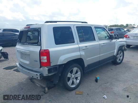 2013 Jeep Patriot Latitude with VIN 1C4NJPFA1DD260398, listed as a IAAI auction lot 41726749 with 146,609 mi miles. Bid and sale history available at carsss.com. Image 4.