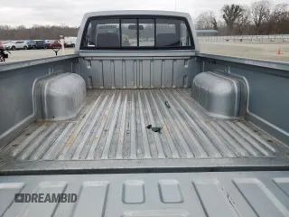 1993 Nissan Trucks 2WD with VIN 1N6SD11SXPC320628, listed as a Copart auction lot 44580255 with 294,222 mi miles and Salvage Title. Bid and sale history available at carsss.com. Image 6.