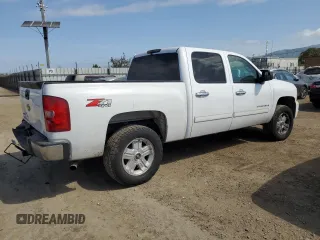 2011 Chevrolet Silverado 1500 LT with VIN 3GCPKSE37BG112705, listed as a Copart auction lot 52622045 with 173,202 mi miles and Salvage Title. Bid and sale history available at DreamBid. Image 3.