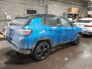 2018 Jeep Compass Altitude with VIN 3C4NJDBBXJT314140, listed as a IAAI auction lot 41289663 with 88,279 mi miles and . Bid and sale history available at carsss.com. Image 4.