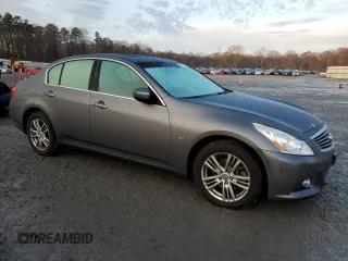 2015 Infiniti Q40 with VIN JN1CV6AR0FM524073, listed as a Copart auction lot 85317354 with 175,601 mi miles and Clean Title. Bid and sale history available at carsss.com. Image 4.