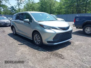2023 Toyota Sienna LE with VIN 5TDKRKEC6PS152353, listed as a IAAI auction lot 42558934 with 52,562 mi miles and . Bid and sale history available at DreamBid. Image 1.