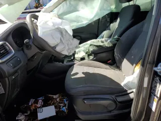 2017 Kia Sorento LX with VIN 5XYPGDA3XHG288867, listed as a Copart auction lot 49844105 with 0 mi miles and Salvage Title. Bid and sale history available at carsss.com. Image 7.