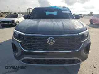 2024 Volkswagen Atlas SE z VIN 1V2WE2CA2RC262320, wystawiony jako Copart lot #57114235 z przebiegiem 5 513 mil mil oraz Szkoda całkowita • Salvage title. Historia ofert i sprzedaży dostępna na DreamBid. Obrazek 5.