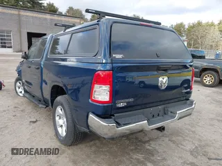 2023 Ram 1500 Big Horn z VIN 1C6RRFBG4PN550817, wystawiony jako IAAI lot #41240195 z przebiegiem 8 105 mil mil oraz . Historia ofert i sprzedaży dostępna na DreamBid. Obrazek 14.
