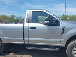 2022 Ford F-250 XL with VIN 1FTBF2B66NEG29082, listed as a IAAI auction lot 42167195 with 22,751 mi miles and . Bid and sale history available at DreamBid. Image 13.