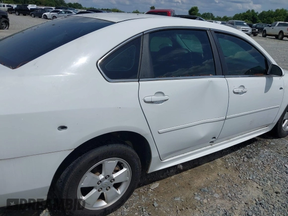 2011 Chevrolet Impala LT Fleet z VIN 2G1WG5EK8B1228874, wystawiony jako IAAI lot #42370142 z przebiegiem 268 661 mil mil oraz . Historia ofert i sprzedaży dostępna na DreamBid. Obrazek 6.