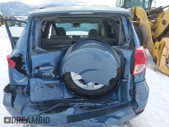 2008 Toyota RAV4 Ltd with VIN JTMBK31V186044743, listed as a IAAI auction lot 41578166 with 227,663 mi miles. Bid and sale history available at carsss.com. Image 6.
