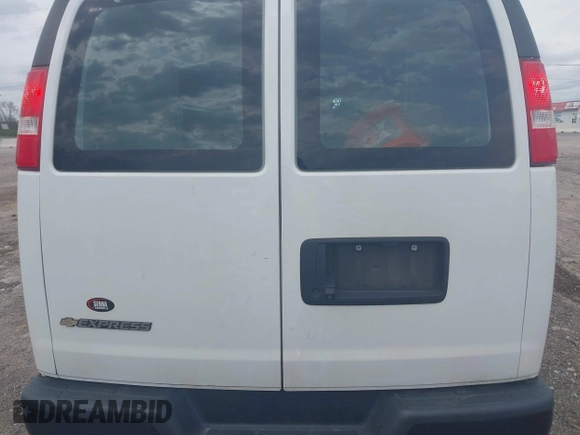 2019 Chevrolet Express Cargo Van with VIN 1GCWGAFG1K1301406, listed as a IAAI auction lot 41754424 with 156,602 mi miles. Bid and sale history available at carsss.com. Image 16.