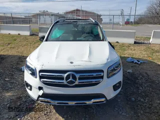2023 Mercedes-Benz GLB 250 z VIN W1N4M4GB0PW311772, wystawiony jako IAAI lot #41192570 z przebiegiem 20 548 mil mil oraz . Historia ofert i sprzedaży dostępna na DreamBid. Obrazek 12.