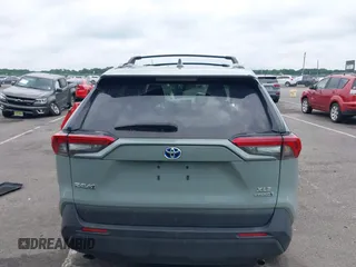 2023 Toyota RAV4 Hybrid XLE Premium z VIN 4T3B6RFV0PU132809, wystawiony jako IAAI lot #42646117 z przebiegiem 43 083 mil mil oraz . Historia ofert i sprzedaży dostępna na DreamBid. Obrazek 16.