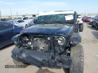 2023 Jeep Gladiator Sport S z VIN 1C6HJTAG4PL577742, wystawiony jako IAAI lot #41793748 z przebiegiem Nie podano mil oraz . Historia ofert i sprzedaży dostępna na DreamBid. Obrazek 6.