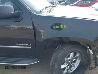 2012 GMC Yukon XL Denali with VIN 1GKS2MEF2CR252084, listed as a IAAI auction lot 41802335 with 88,958 mi miles. Bid and sale history available at carsss.com. Image 17.