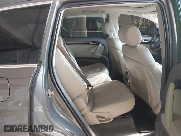 2015 Audi Q7 Premium Plus с VIN WA1LGAFE9FD025864, выставлен на аукционе IAAI как лот 42490868 с пробегом 67 739 миль миль и . История ставок и продаж доступна на DreamBid. Изображение 8.