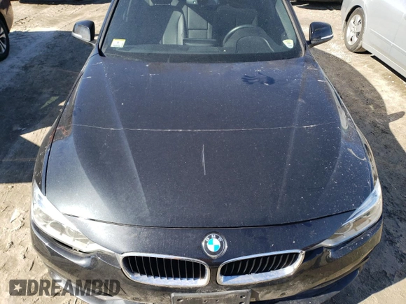 2018 BMW 3 Series 320i xDrive with VIN WBA8E5G58JNU47907, listed as a Copart auction lot 47214105 with 68,631 mi miles and Salvage Title. Bid and sale history available at carsss.com. Image 11.