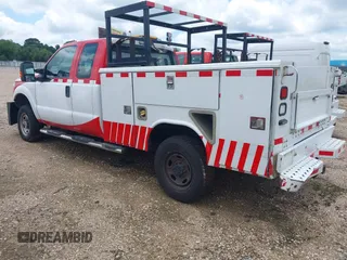 2016 Ford F-250 XL с VIN 1FD7X2B64GEC87410, выставлен на аукционе IAAI как лот 42014965 с пробегом Не указан миль и . История ставок и продаж доступна на DreamBid. Изображение 3.